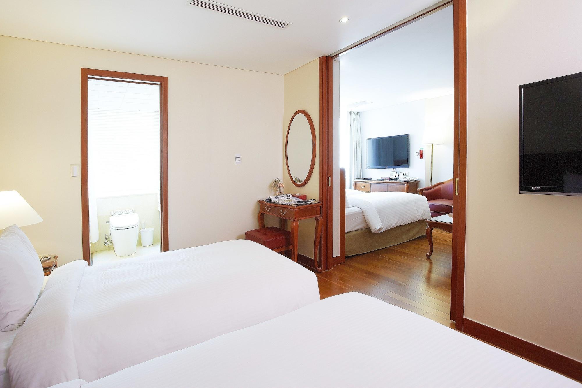 Sejong Hotel Seoul Myeongdong Екстер'єр фото